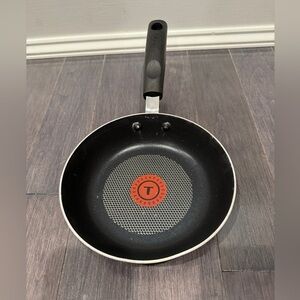 T-fal Small Black Nonstick Fry Pan